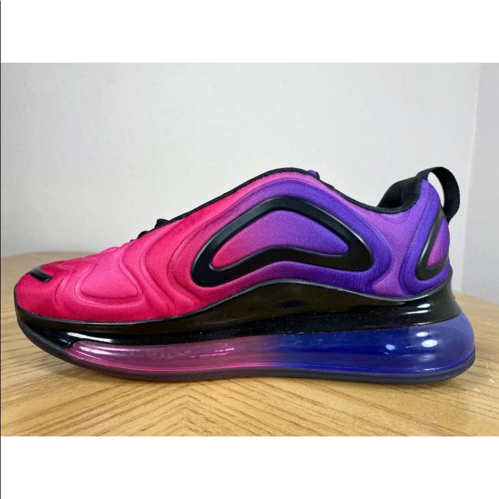 Women’s Nike Air Max 720 Sunset Pink Hyper Purple